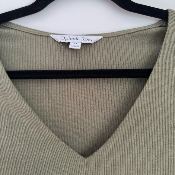 Classic Olive V-Neck Long Sleeve Top - Picture 2 of 3